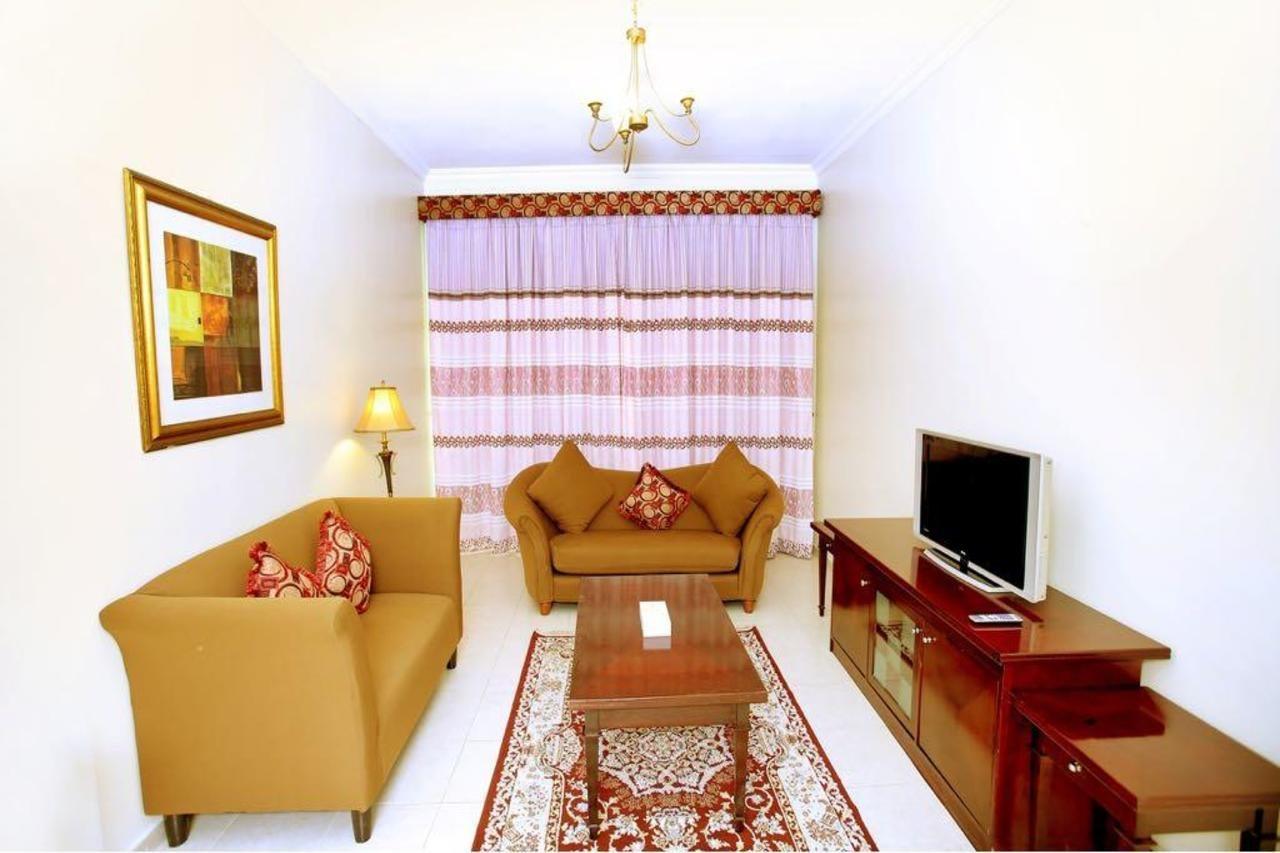 Icon Hotel Apartments Дубай Екстериор снимка