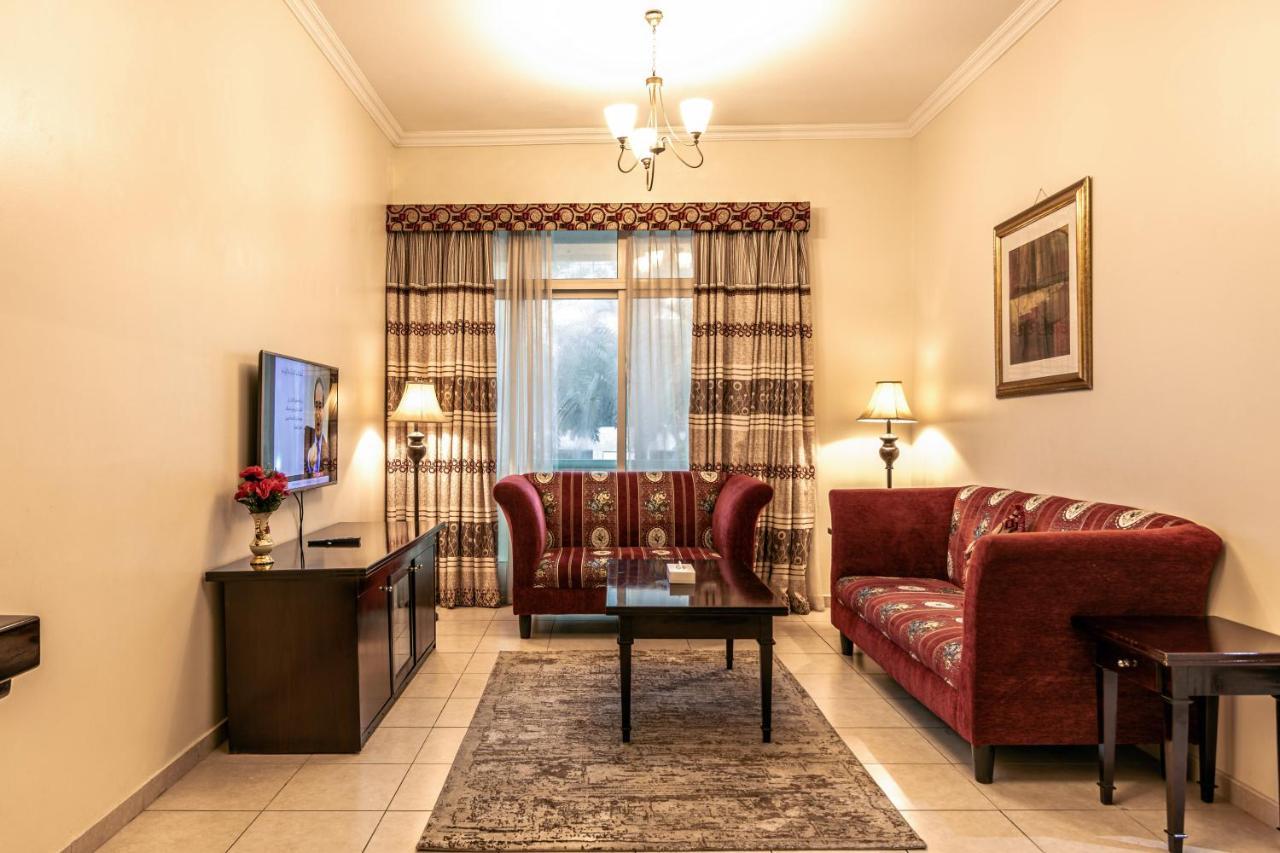 Icon Hotel Apartments Дубай Екстериор снимка