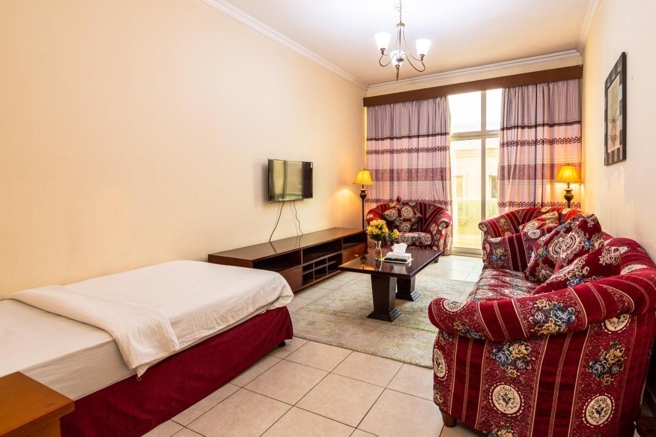 Icon Hotel Apartments Дубай Екстериор снимка
