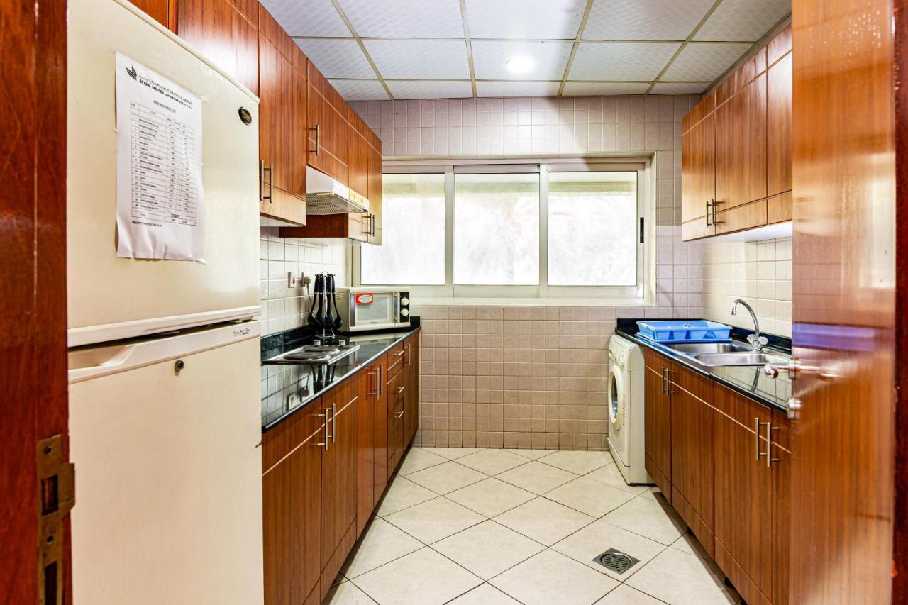 Icon Hotel Apartments Дубай Екстериор снимка