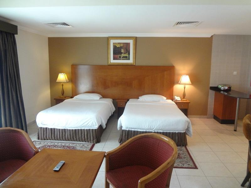 Icon Hotel Apartments Дубай Екстериор снимка