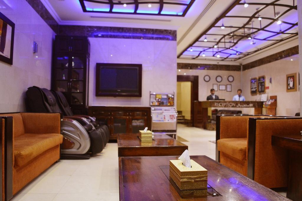 Icon Hotel Apartments Дубай Екстериор снимка