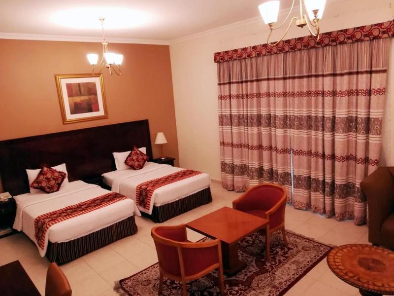 Icon Hotel Apartments Дубай Екстериор снимка